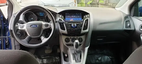 Vând Ford focus 3 1.6 benzina +gpl, automat 2012