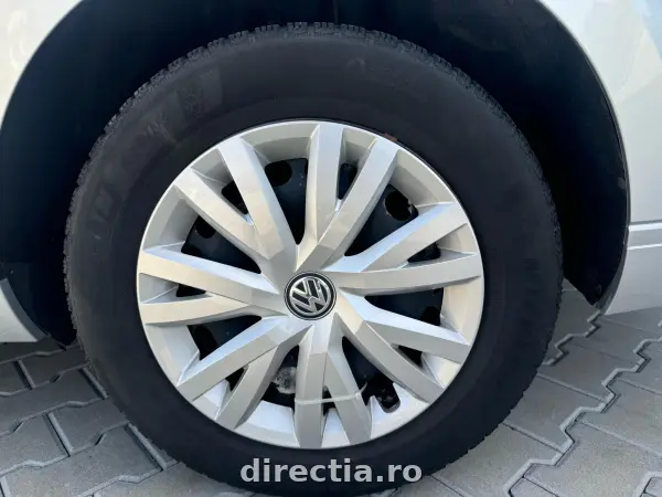 Poza anunț 36