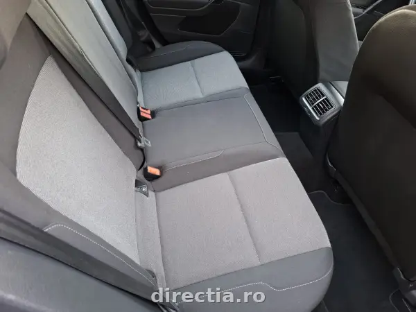 Poza anunț 28