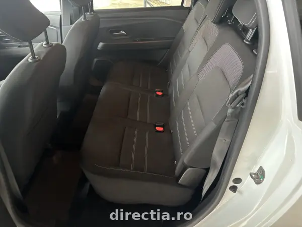 Poza anunț 27