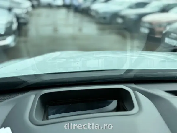 Poza anunț 28
