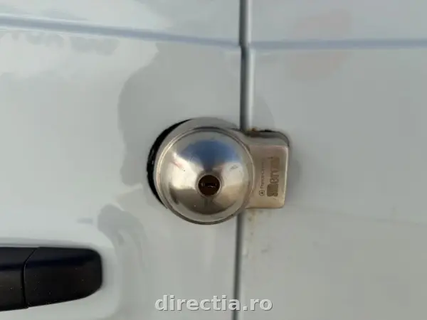 Poza anunț 11