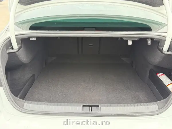 Poza anunț 24