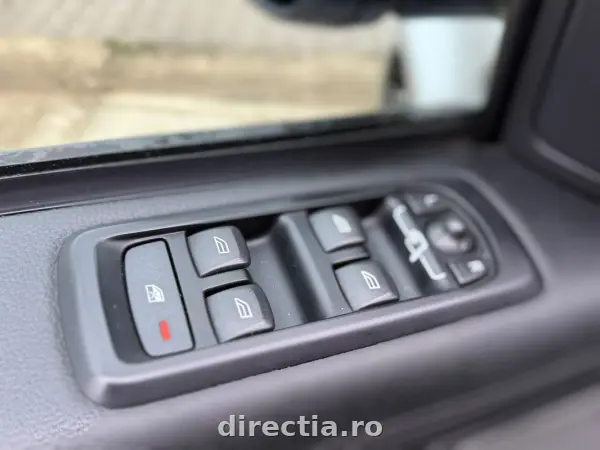 Poza anunț 18