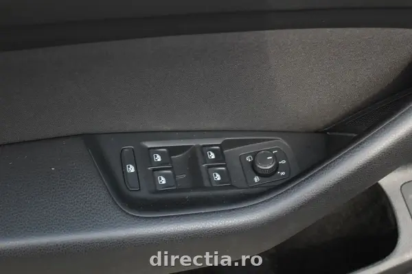 Poza anunț 12
