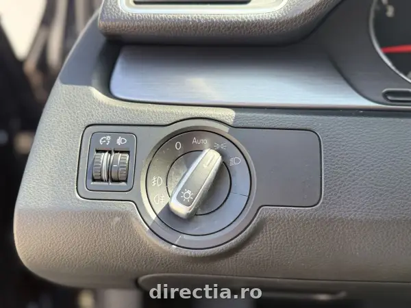Poza anunț 12