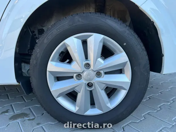 Poza anunț 27