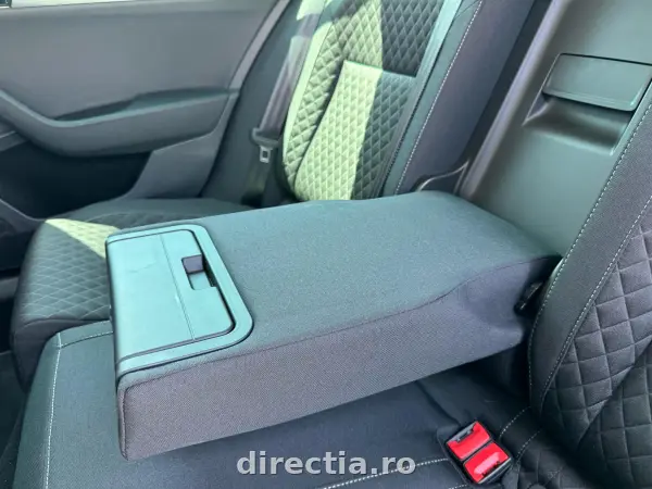 Poza anunț 18