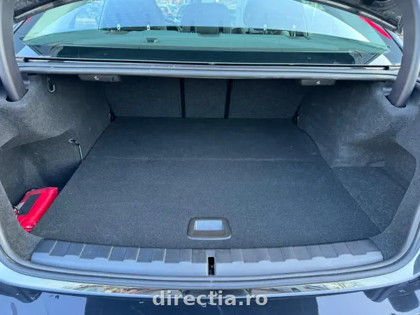 Poza anunț 32