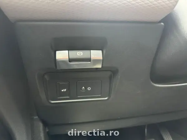 Poza anunț 38