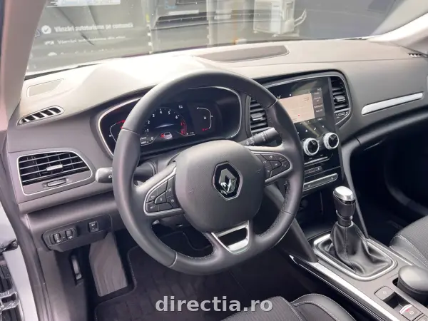 Poza anunț 18