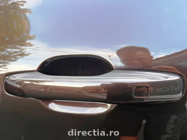 Poza anunț 12