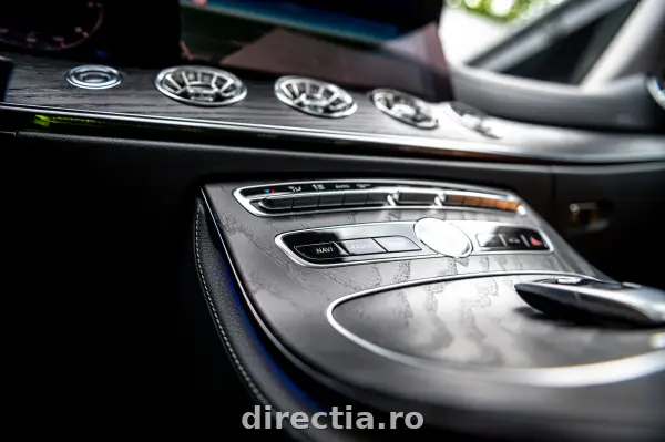 Poza anunț 36