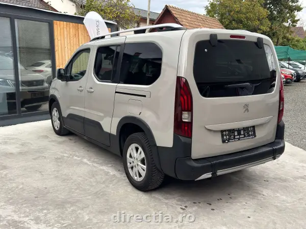 Poza anunț 13