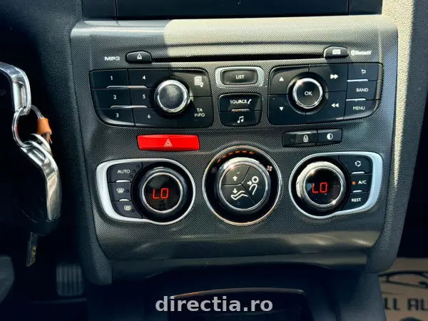 Poza anunț 25