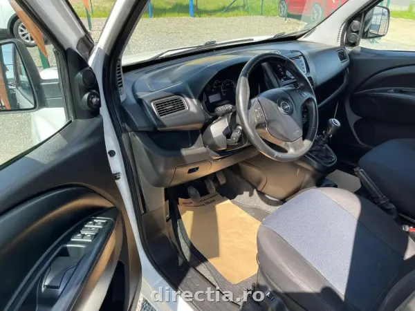 Poza anunț 12