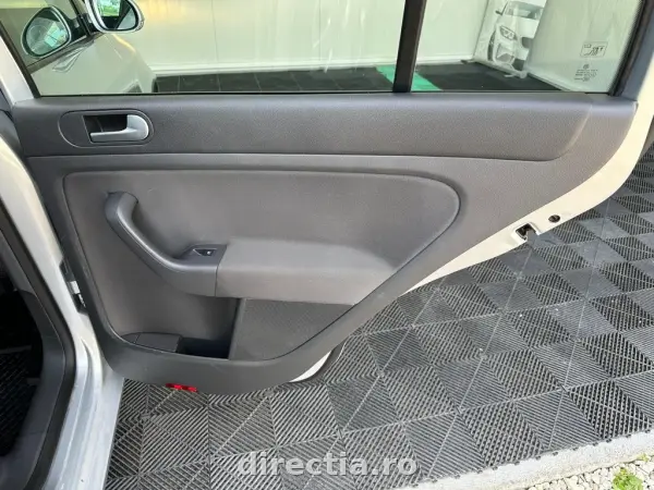 Poza anunț 14