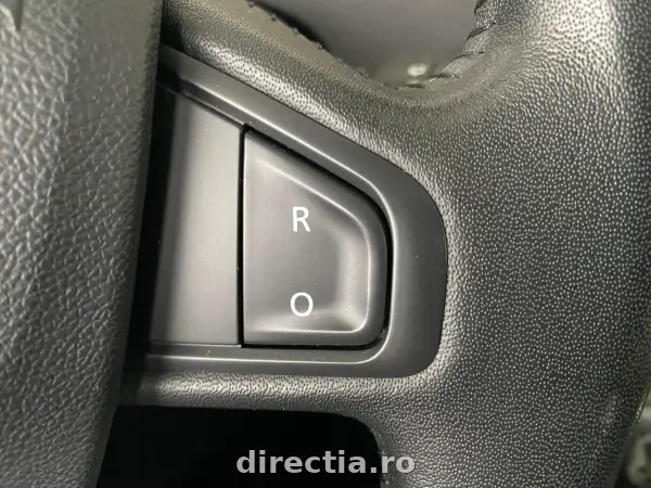 Poza anunț 18