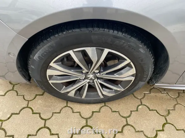 Poza anunț 19