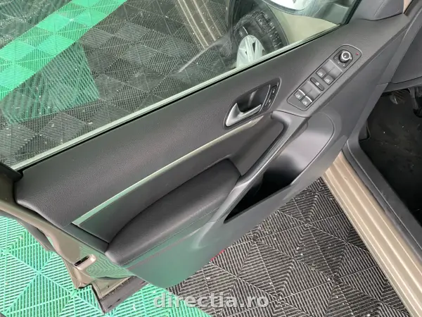 Poza anunț 18