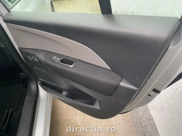 Poza anunț 9