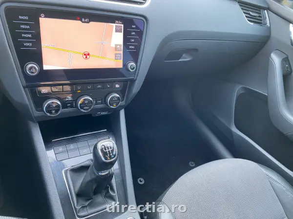 Poza anunț 12