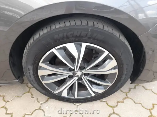 Poza anunț 16