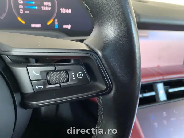 Poza anunț 18