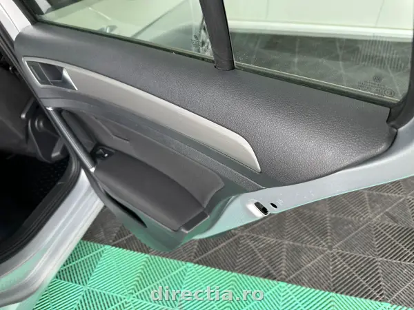Poza anunț 11