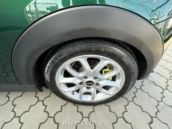 Poza anunț 11