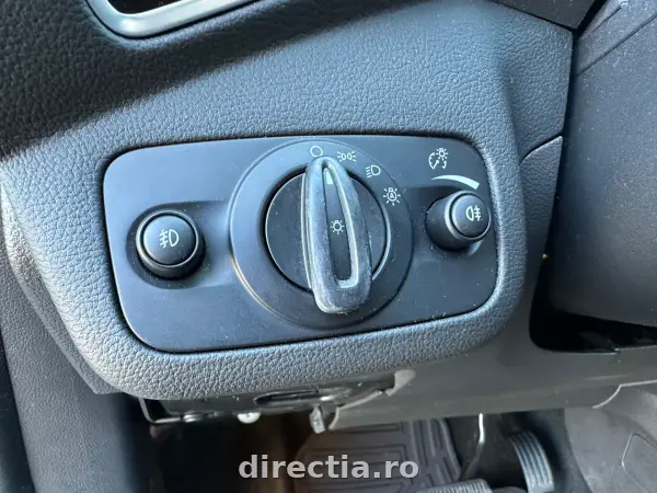 Poza anunț 12