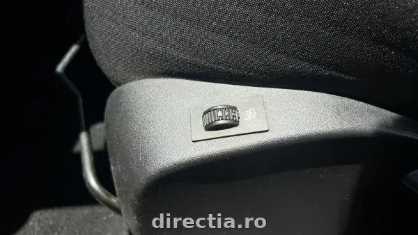 Poza anunț 18