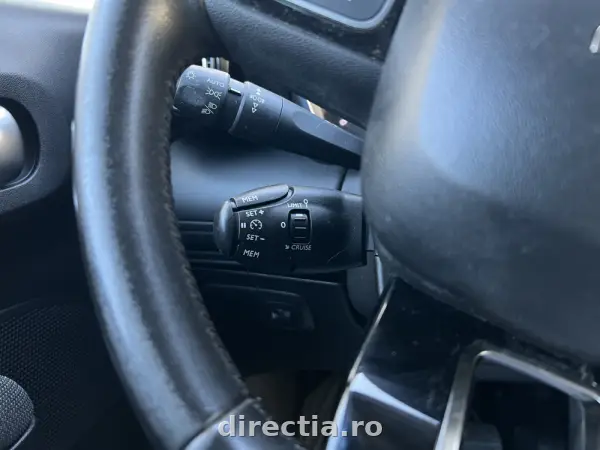 Poza anunț 12
