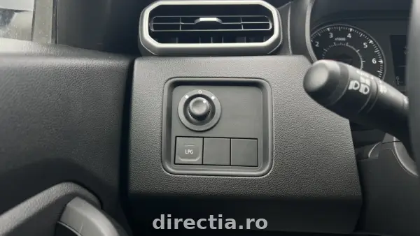 Poza anunț 17