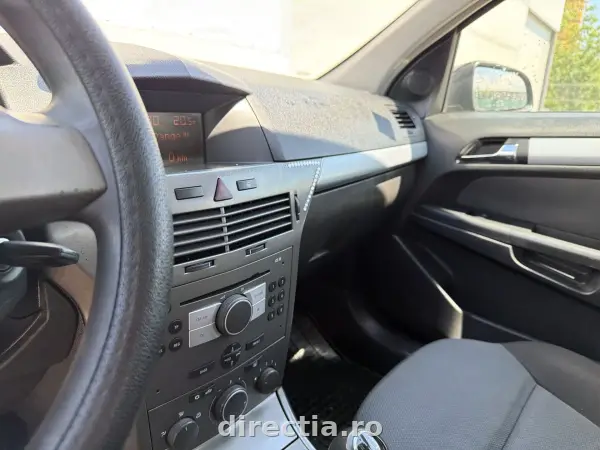 Poza anunț 17