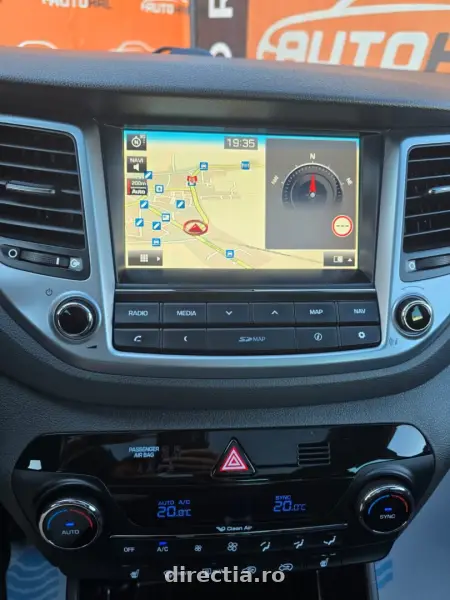 Poza anunț 12