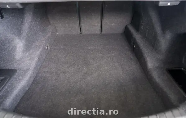 Poza anunț 12
