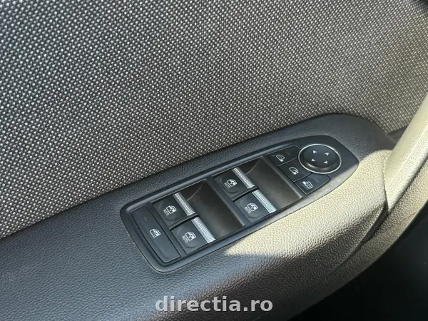 Poza anunț 27