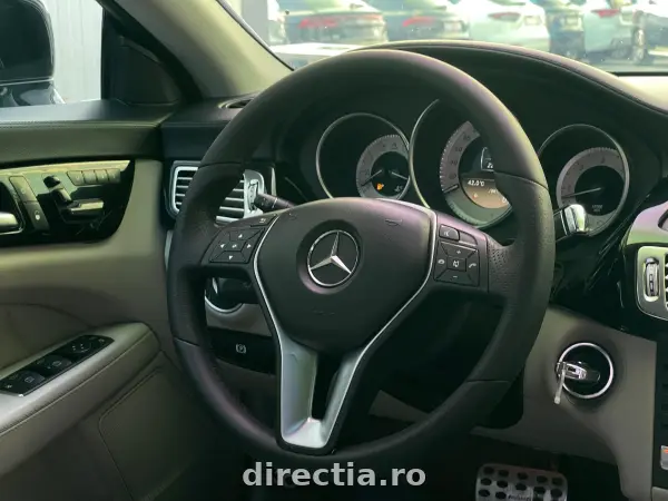 Poza anunț 11