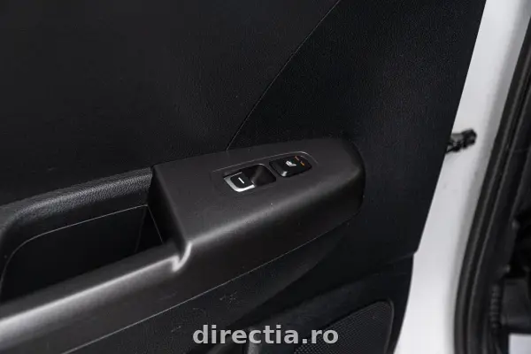 Poza anunț 36