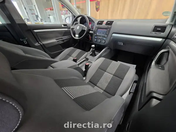 Poza anunț 12