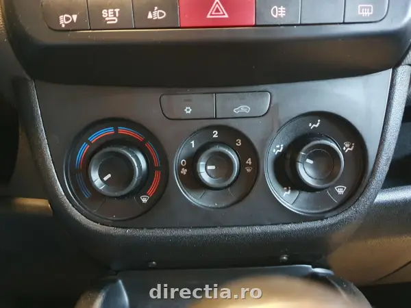 Poza anunț 13