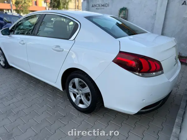 Poza anunț 12
