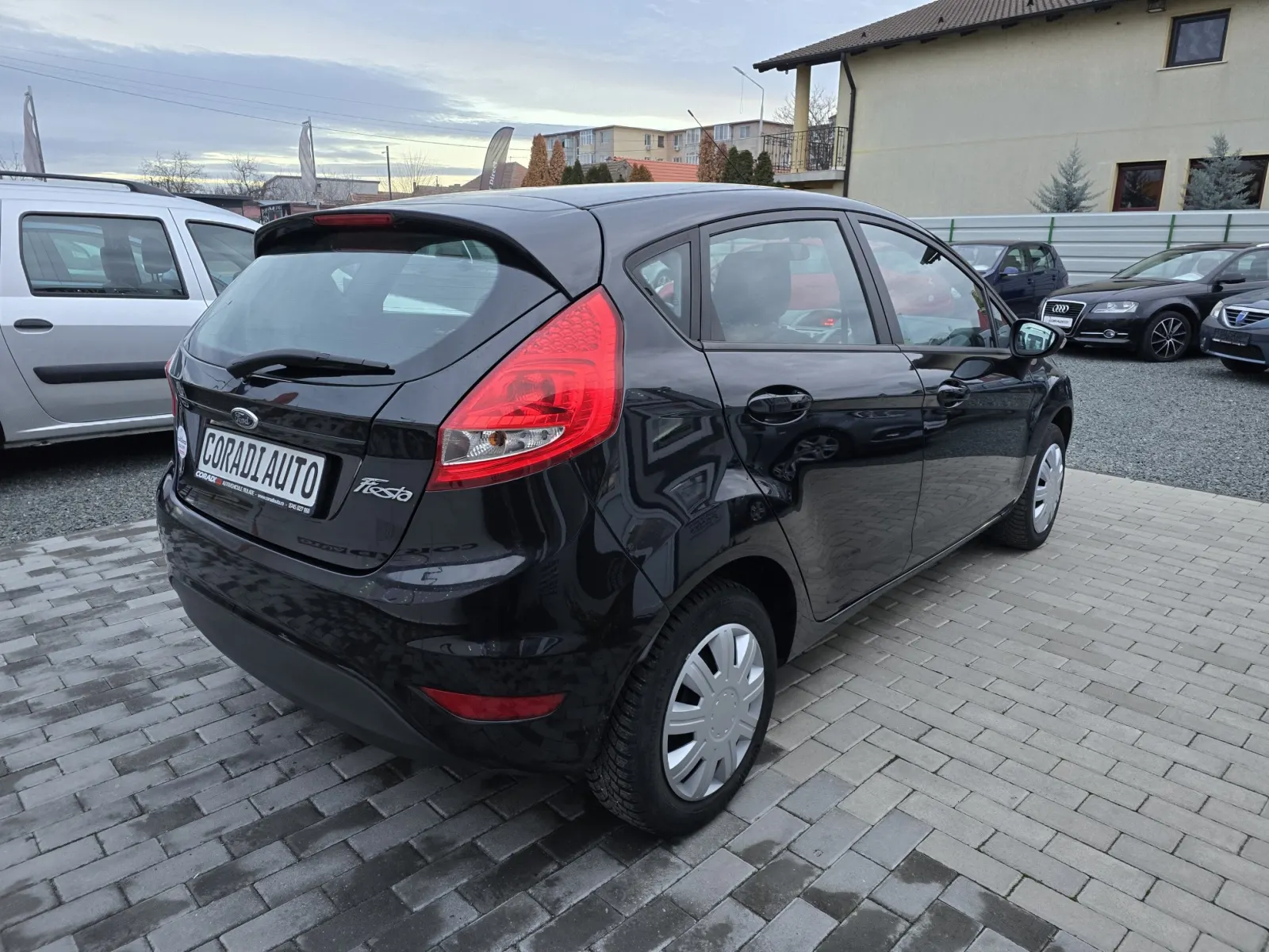 Poza anunț 8