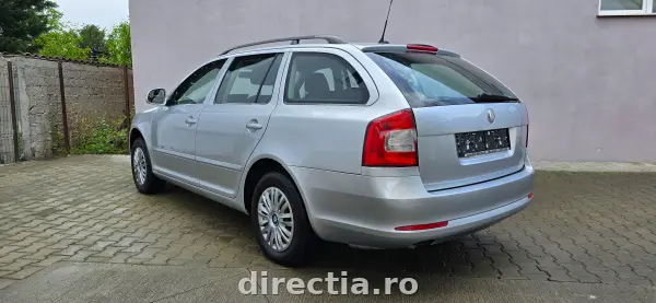 Poza anunț 12