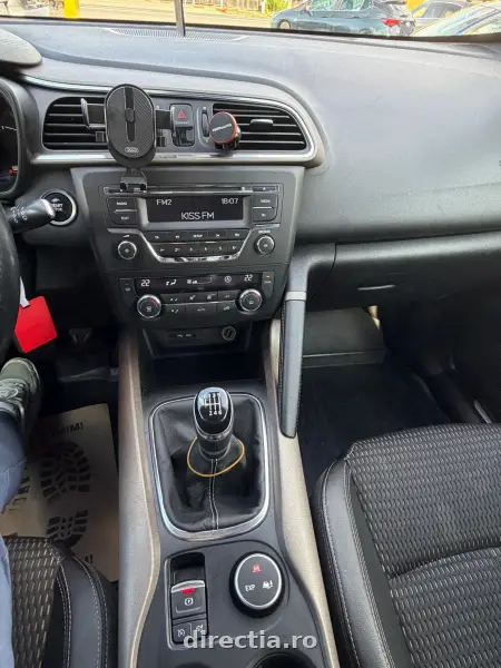 Poza anunț 18