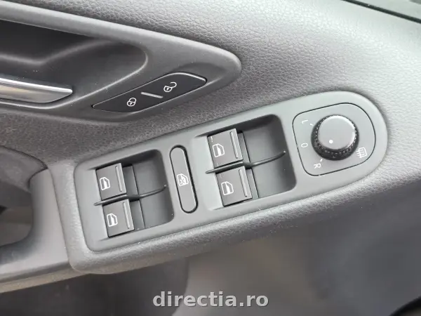 Poza anunț 13