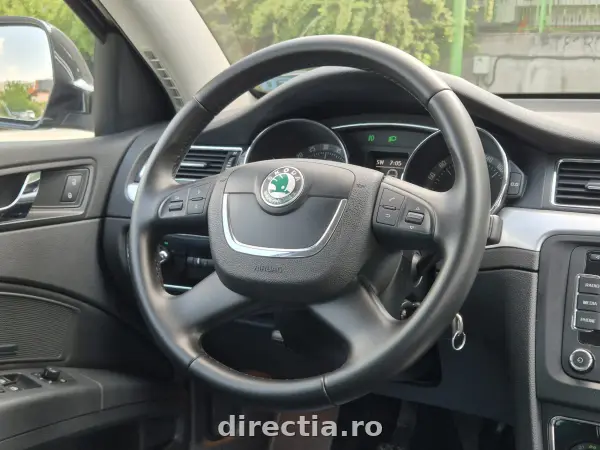 Poza anunț 25