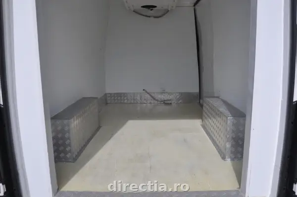 Poza anunț 8