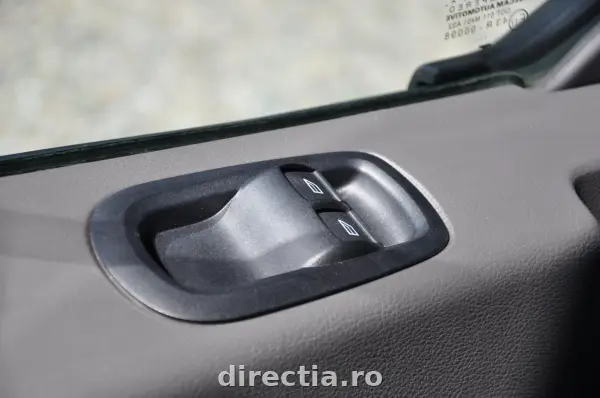 Poza anunț 18
